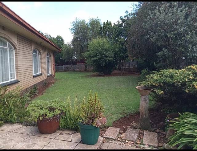 4 BEDROOM HOUSE FOR SALE IN GREENHILLS